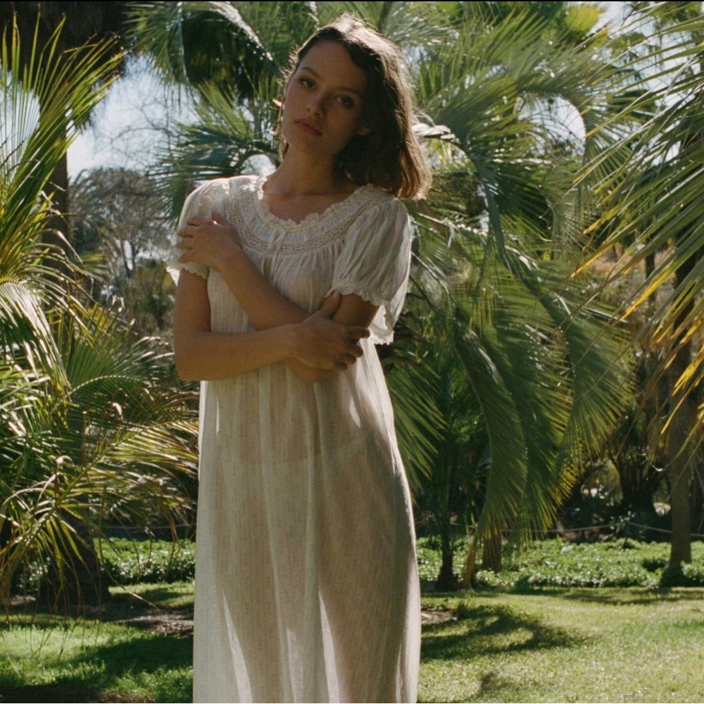 Doen - REINE NIGHTGOWN -- ADELINE'S GARDEN